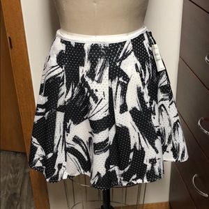 Trouble Black/white printed skirt-size large-net